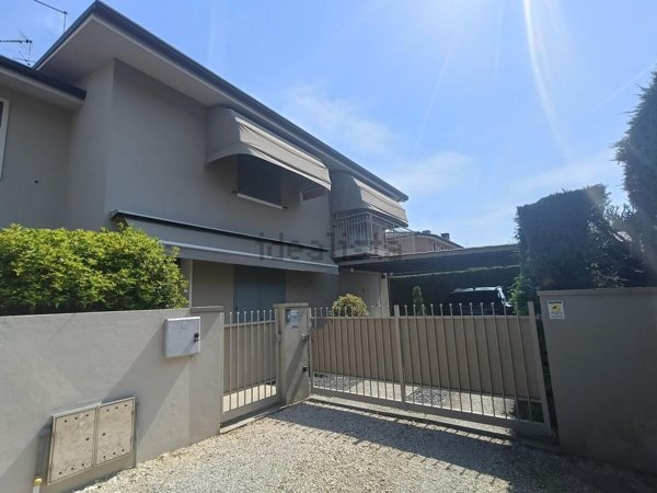 casa indipendente in vendita a Legnago in zona Terranegra