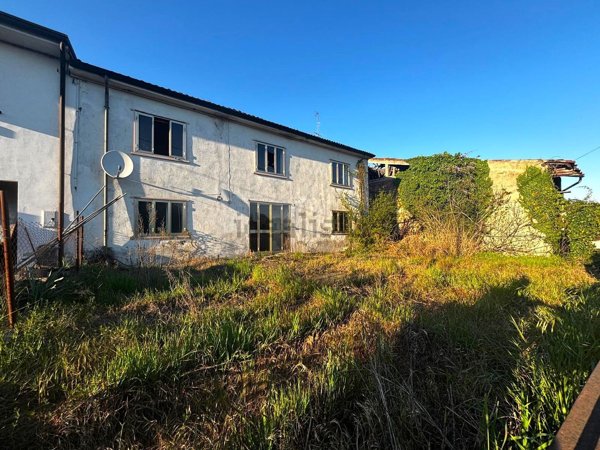 casa indipendente in vendita a Legnago in zona San Pietro