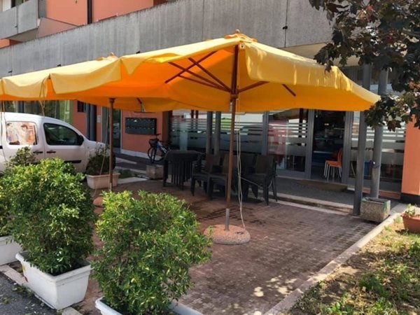 negozio in vendita a Legnago in zona Terranegra
