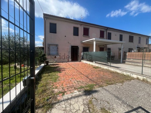 casa indipendente in vendita a Legnago