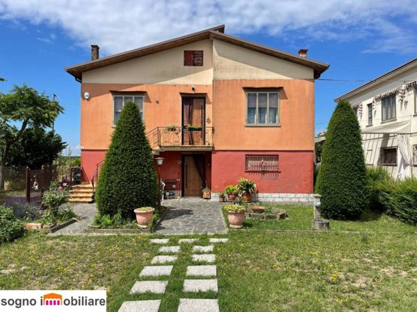 casa indipendente in vendita a Legnago in zona Casette