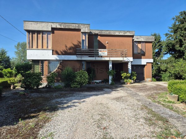 casa indipendente in vendita a Legnago in zona Canove