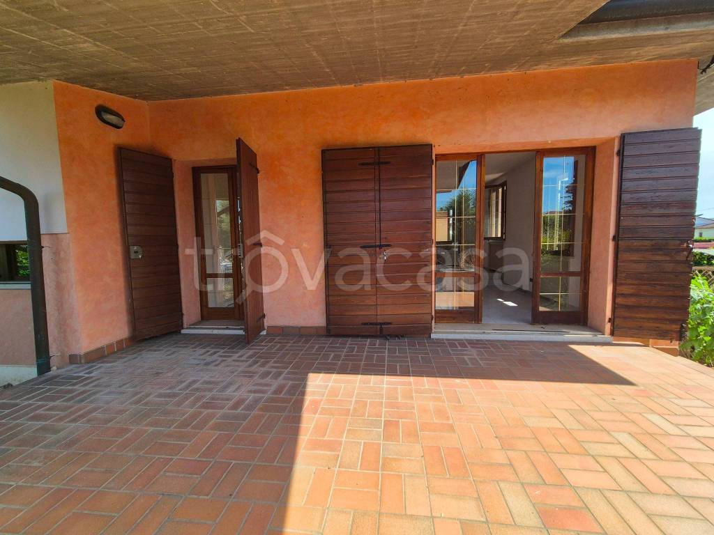 casa indipendente in vendita a Legnago in zona Porto