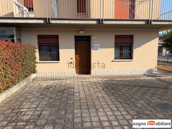 ufficio in vendita a Legnago in zona Vigo