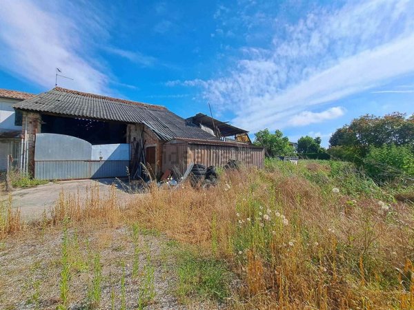 casale in vendita a Legnago in zona Vangadizza