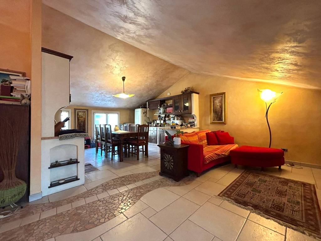 casa indipendente in vendita a Legnago in zona Porto