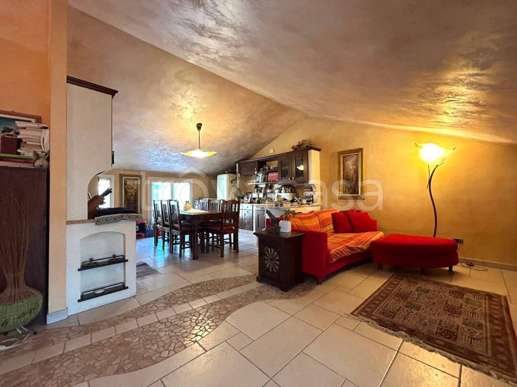 casa indipendente in vendita a Legnago in zona Porto