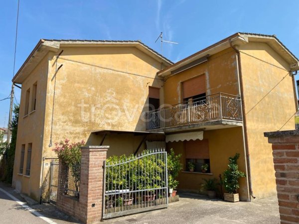 casa indipendente in vendita a Legnago in zona Canove