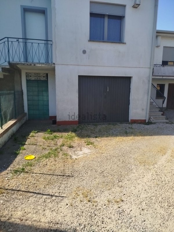 locale di sgombero in vendita a Legnago in zona Vangadizza