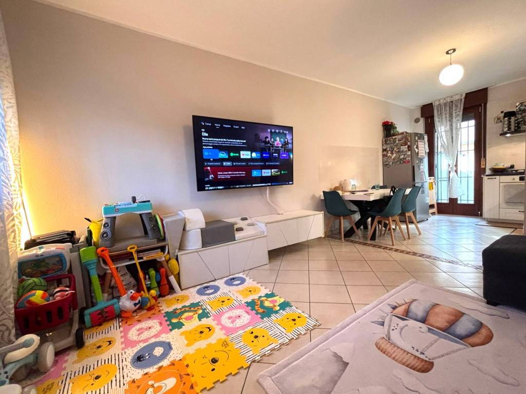 casa indipendente in vendita a Legnago in zona Porto