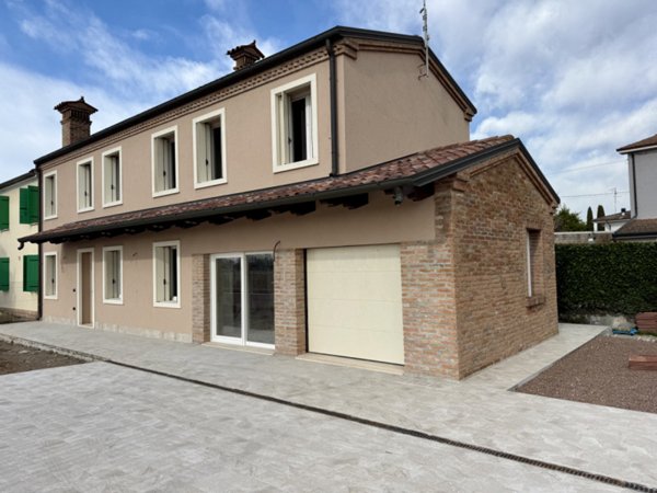 casa indipendente in vendita a Legnago in zona San Vito