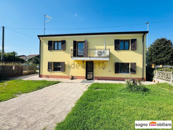 casa indipendente in vendita a Legnago in zona Vangadizza