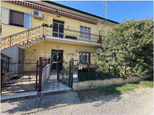 appartamento in vendita a Legnago in zona Terranegra