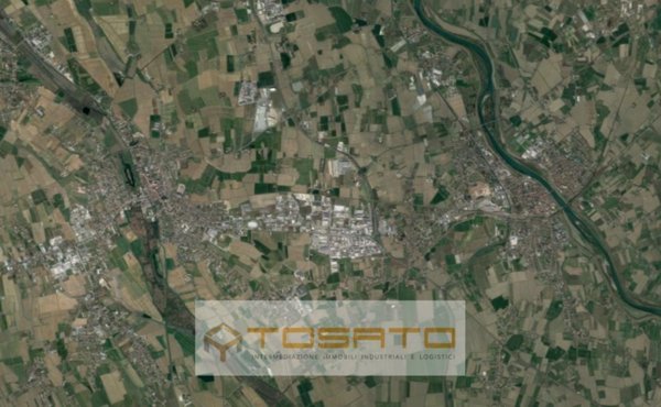 terreno in vendita a Legnago in zona Porto