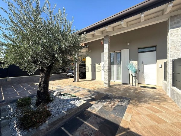 casa indipendente in vendita a Legnago in zona Porto
