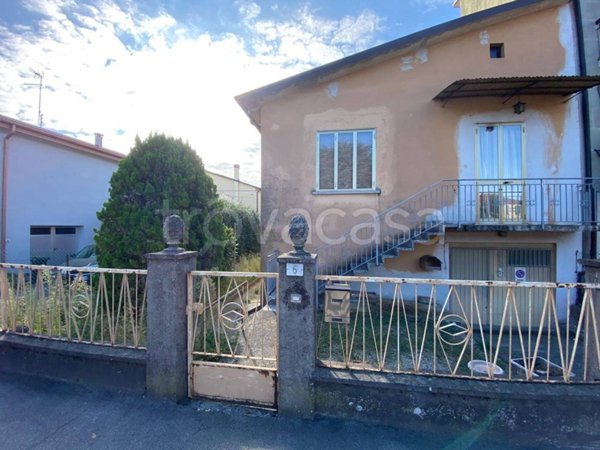 casa indipendente in vendita a Legnago in zona Porto