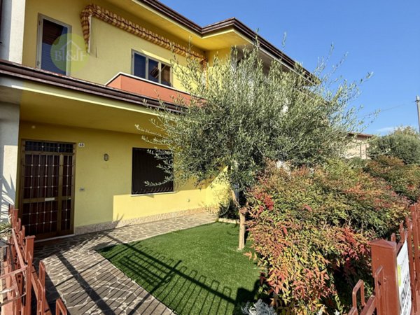 villetta a schiera in vendita a Legnago in zona Porto