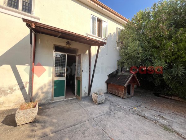 casa indipendente in vendita a Legnago in zona Porto