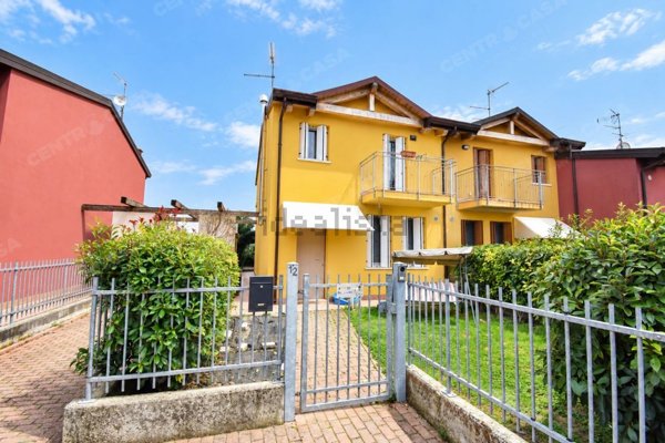 casa indipendente in vendita a Legnago in zona Porto