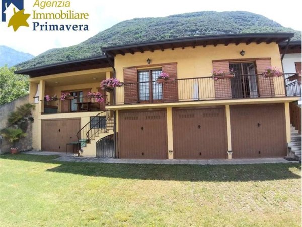 casa indipendente in vendita a Malcesine