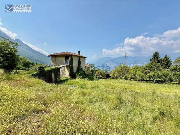 casale in vendita a Malcesine