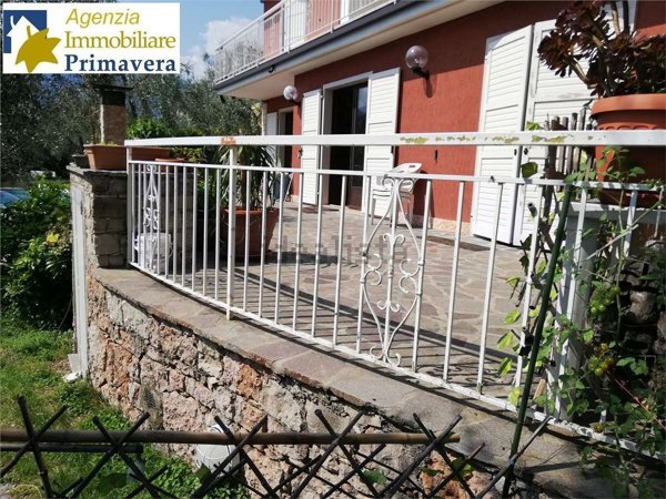 casa indipendente in vendita a Malcesine