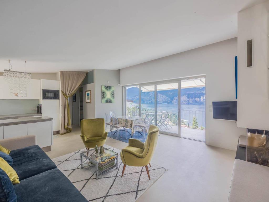 casa indipendente in vendita a Malcesine