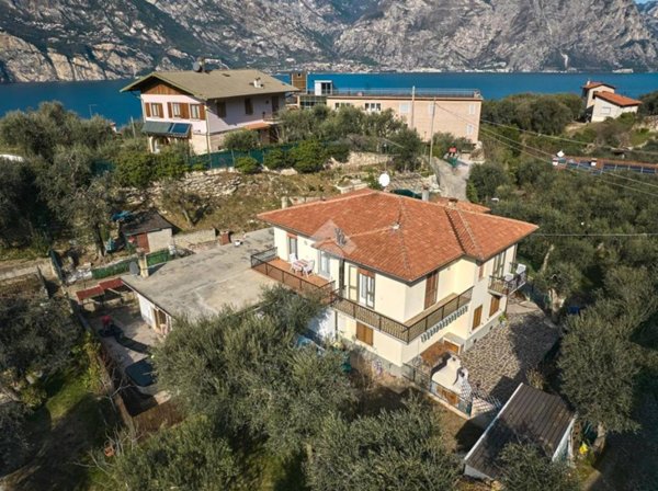 appartamento in vendita a Malcesine in zona Navene