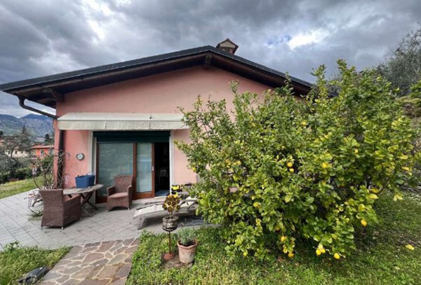 casa indipendente in vendita a Malcesine