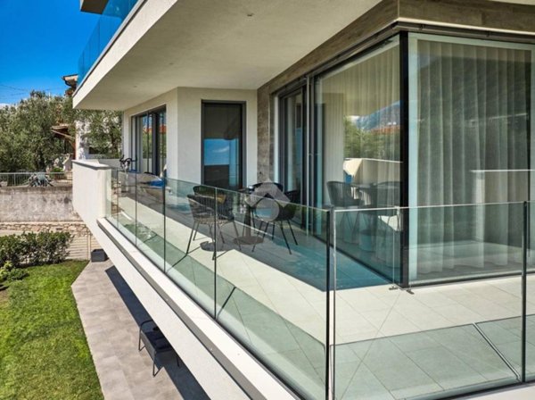 appartamento in vendita a Malcesine in zona Navene