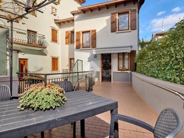 casa indipendente in vendita a Malcesine