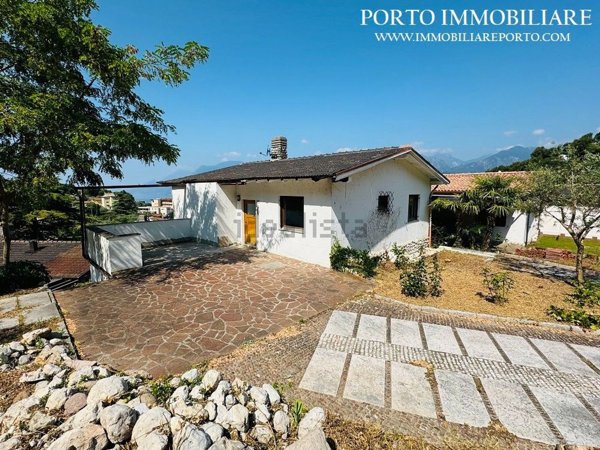 casa indipendente in vendita a Malcesine