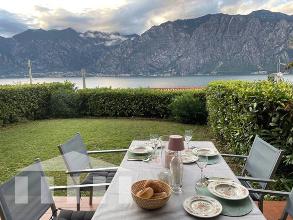 appartamento in vendita a Malcesine in zona Navene