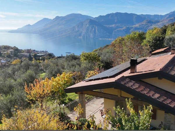 casa indipendente in vendita a Malcesine