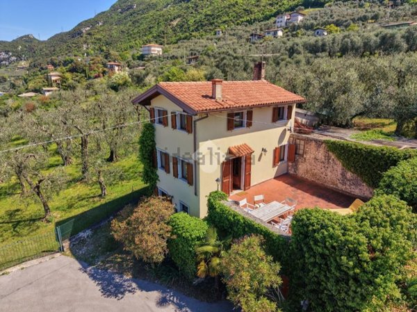 quadrivano in vendita a Malcesine