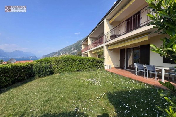 appartamento in vendita a Malcesine in zona Navene