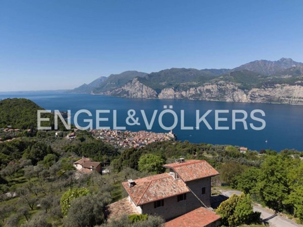casa indipendente in vendita a Malcesine