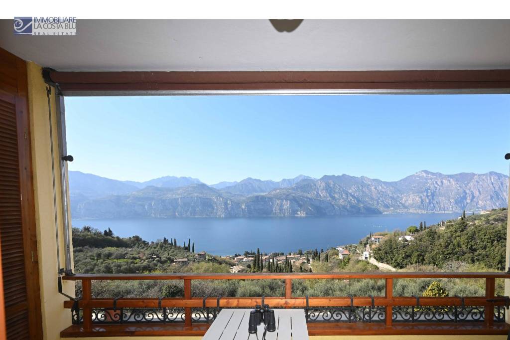 appartamento in vendita a Malcesine in zona Campiano