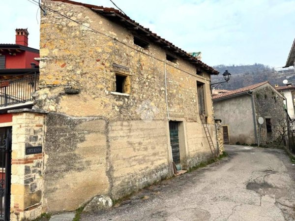 appartamento in vendita a Marano di Valpolicella in zona Pezza