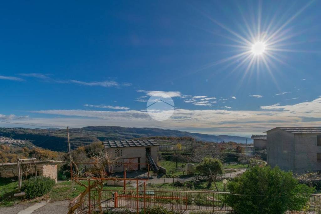 casa indipendente in vendita a Marano di Valpolicella in zona San Rocco