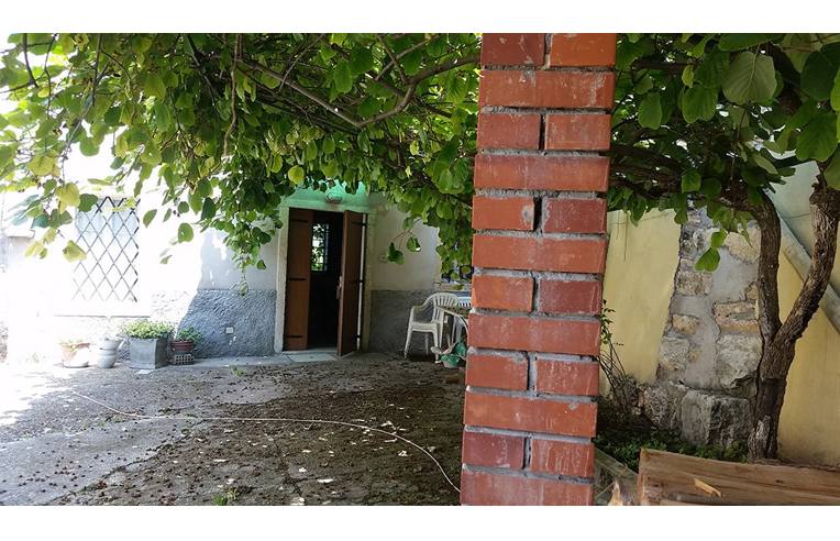 casa indipendente in vendita a Marano di Valpolicella