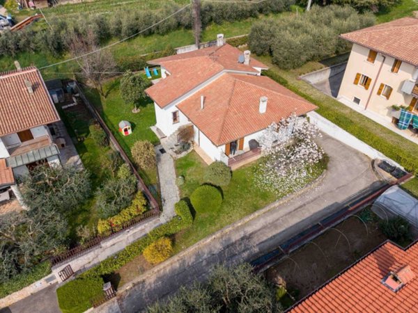 casa indipendente in vendita a Marano di Valpolicella in zona Valgatara