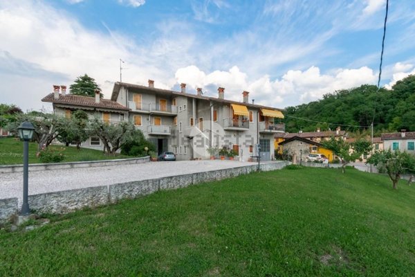 casa indipendente in vendita a Marano di Valpolicella in zona Valgatara