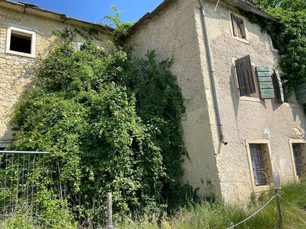 casa indipendente in vendita a Marano di Valpolicella