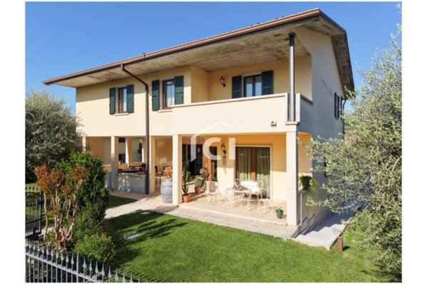 casa indipendente in vendita a Marano di Valpolicella in zona Valgatara