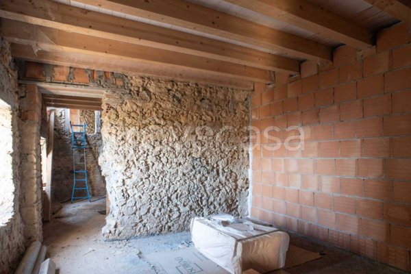 casa indipendente in vendita a Marano di Valpolicella in zona Valgatara