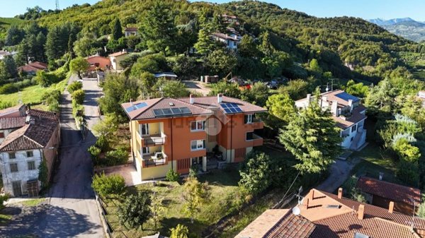 appartamento in vendita a Mezzane di Sotto in zona Castagnè
