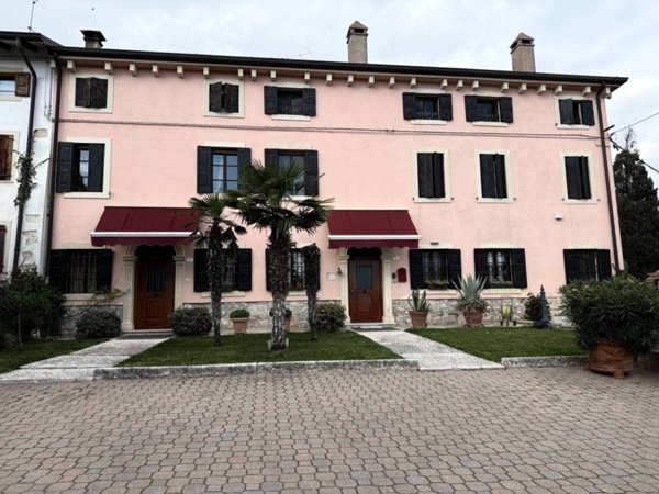 casa indipendente in vendita a Mezzane di Sotto