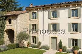 casale in vendita a Mezzane di Sotto