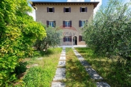 casa indipendente in vendita a Mezzane di Sotto